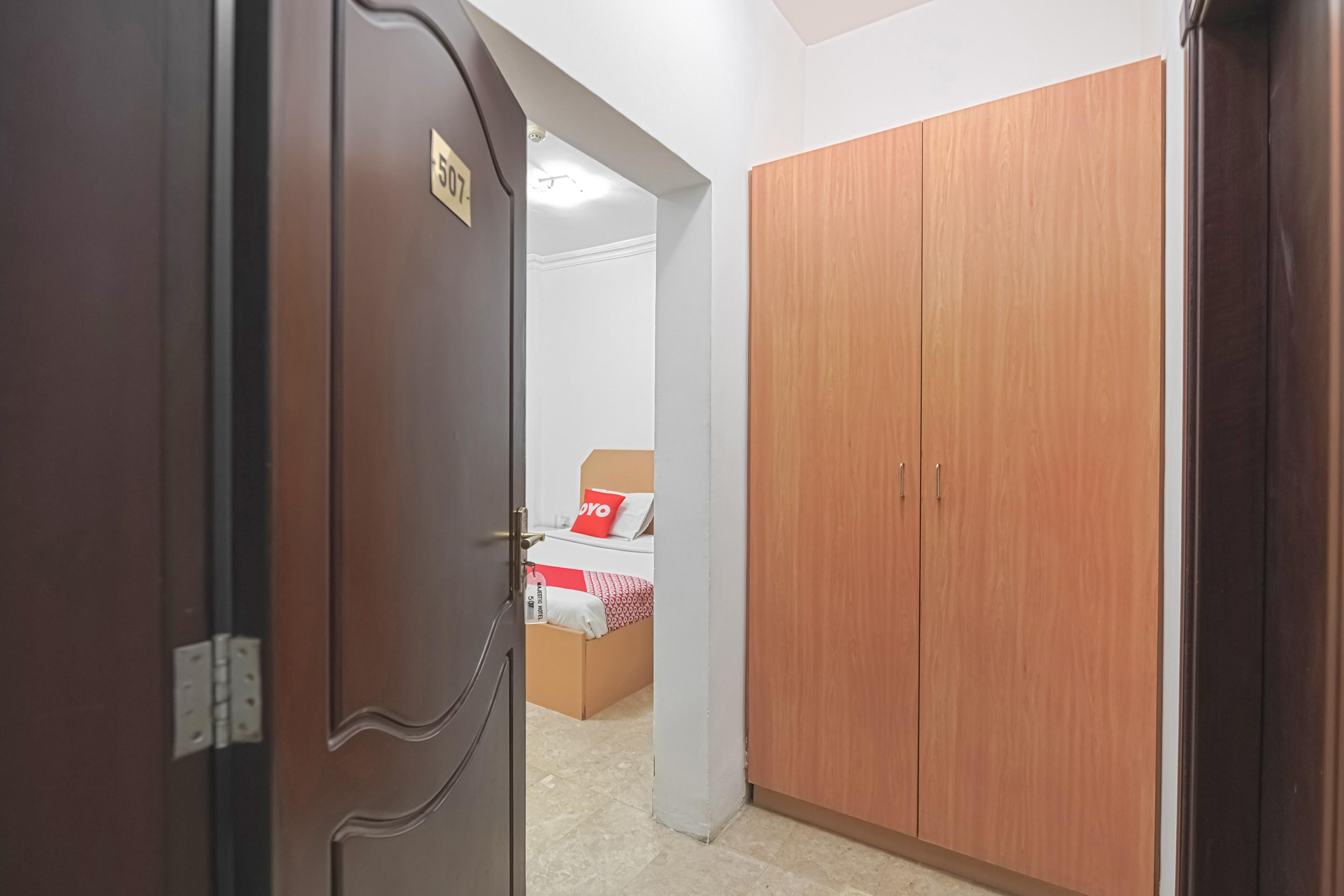 Majestic Hotel Wadi Kabir Exterior photo